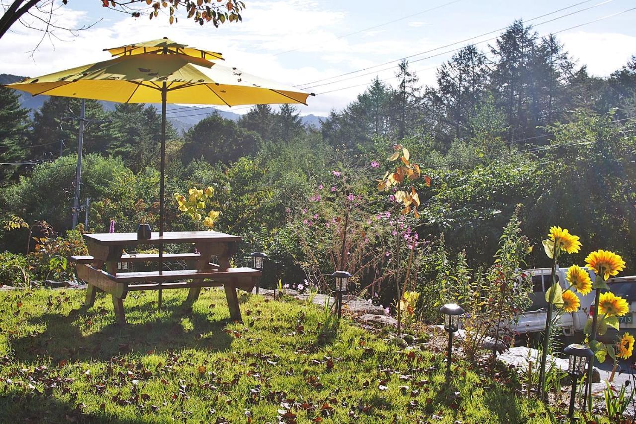 Honey Bear Pension Pyeongchang Exterior foto