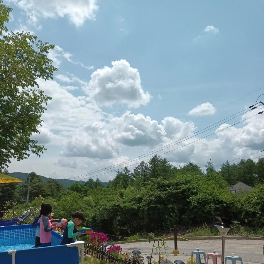 Honey Bear Pension Pyeongchang Exterior foto